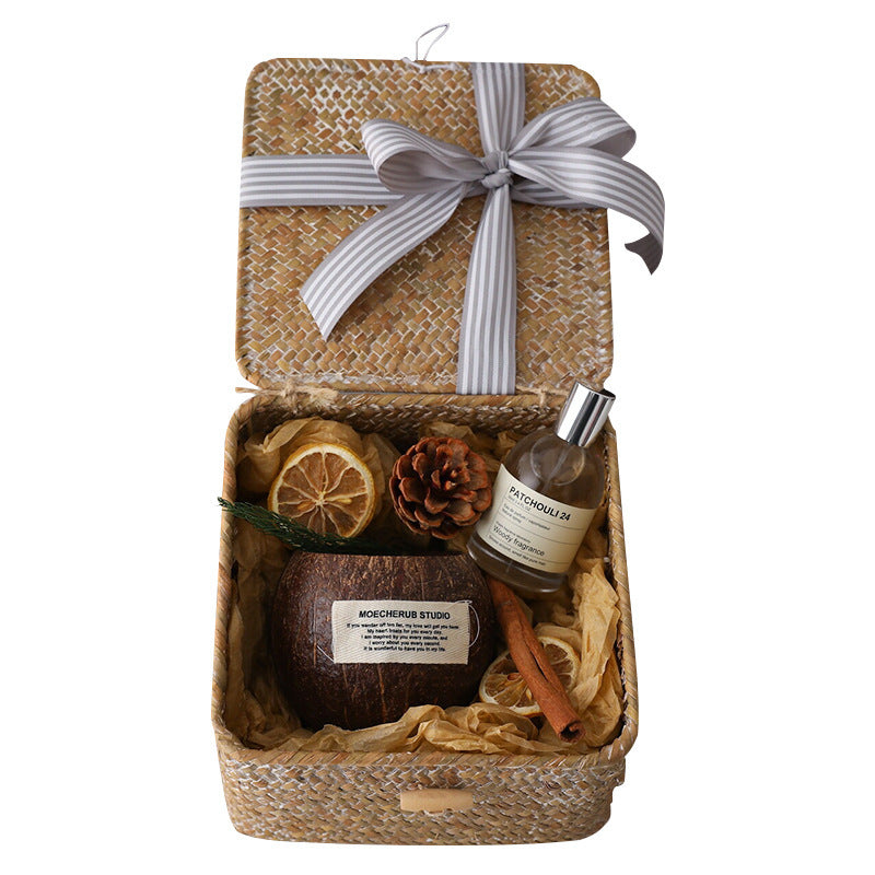 Yogamelaa™ Coconut Jar Scented Candle Gift Box